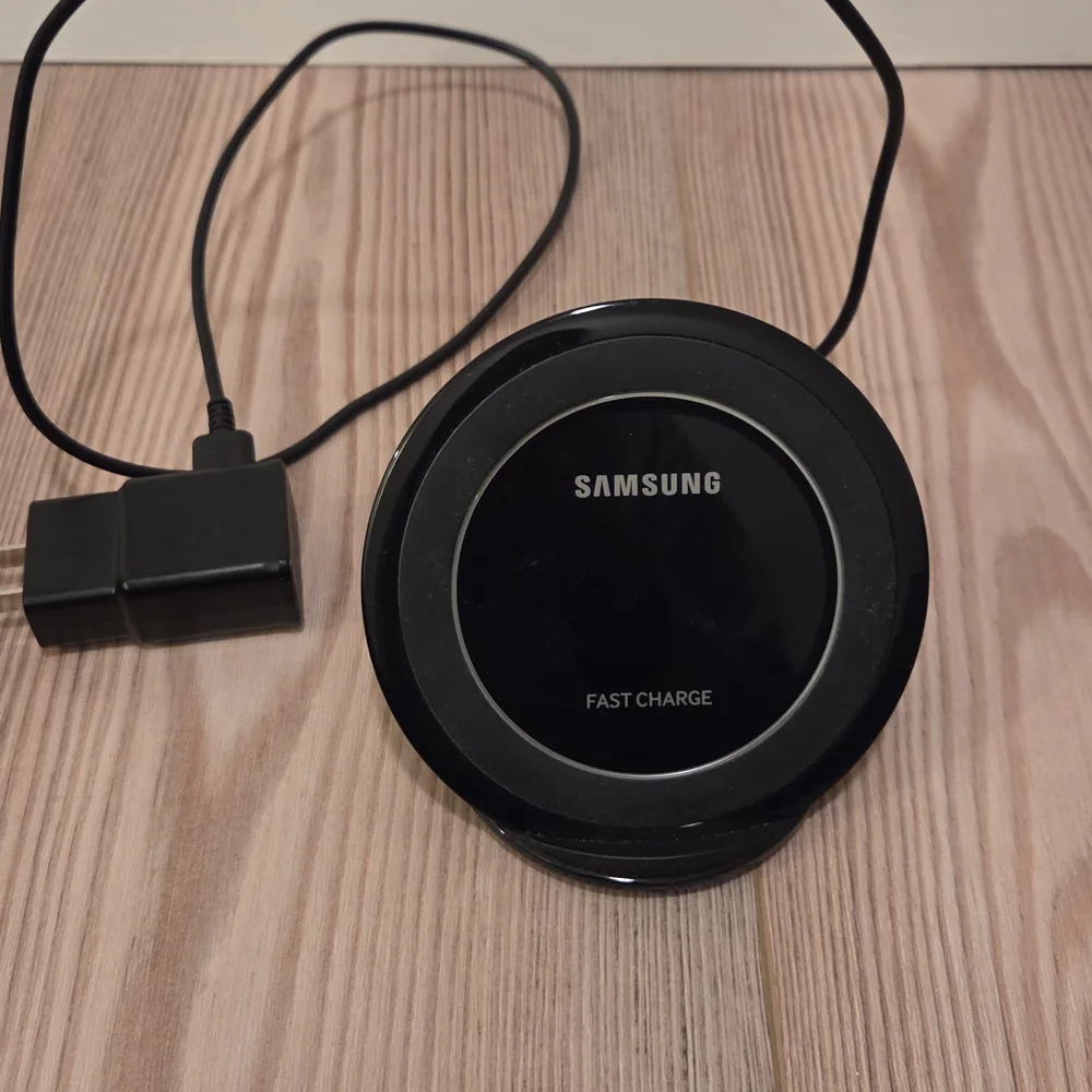 Samsung Black Wireless Charger